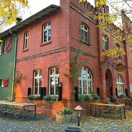 Hotel Landhaus Dessau Zewnętrze zdjęcie