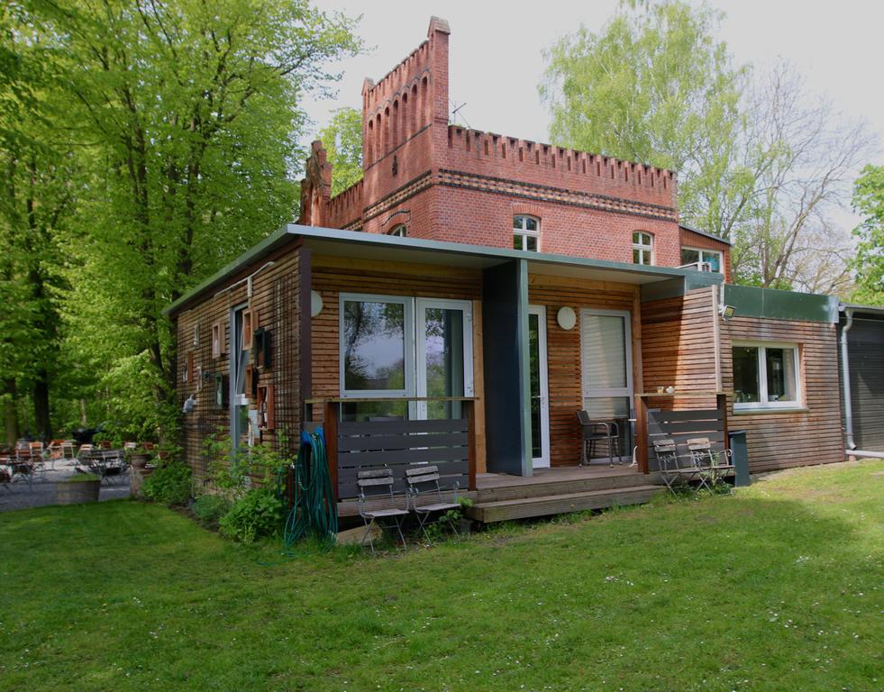 Hotel Landhaus Dessau Zewnętrze zdjęcie